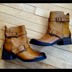 Lucky Brand Hanae Boots